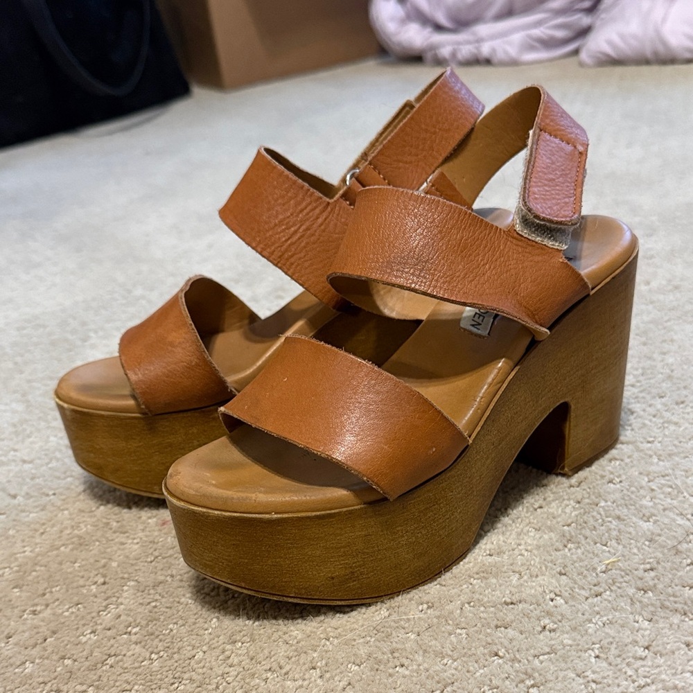 Steve Madden Platform Sandals